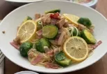 芽キャベツとガーリックツナパスタ