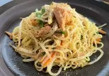 ガーリックツナ焼きそば