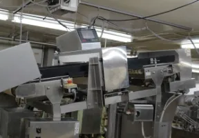 設備 金属検出機